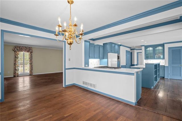 6255 Mountain Brook Lane, Atlanta, GA 30328