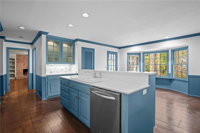 6255 Mountain Brook Lane, Atlanta, GA 30328