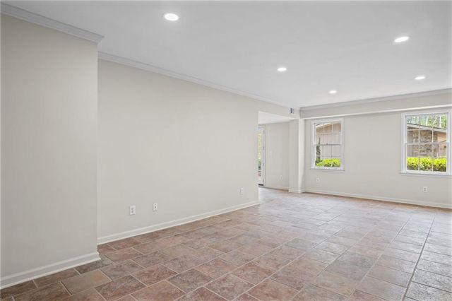 6255 Mountain Brook Lane, Atlanta, GA 30328