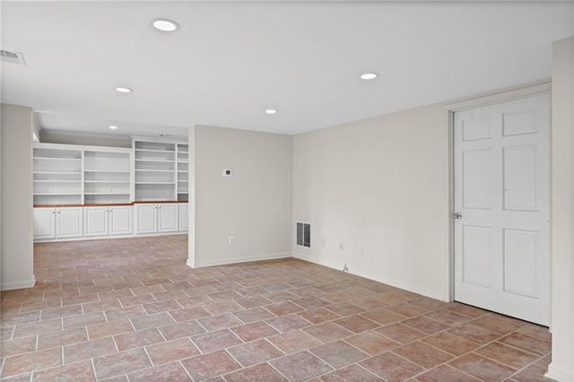 6255 Mountain Brook Lane, Atlanta, GA 30328