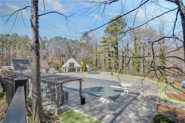 6255 Mountain Brook Lane, Atlanta, GA 30328