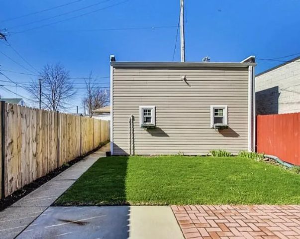 4988 N Elston Avenue G, Chicago, IL 60630