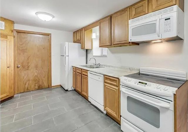 4988 N Elston Avenue G, Chicago, IL 60630