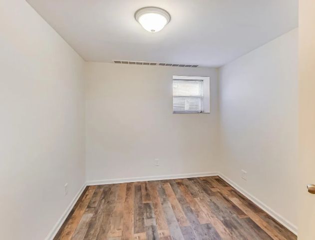 4988 N Elston Avenue G, Chicago, IL 60630