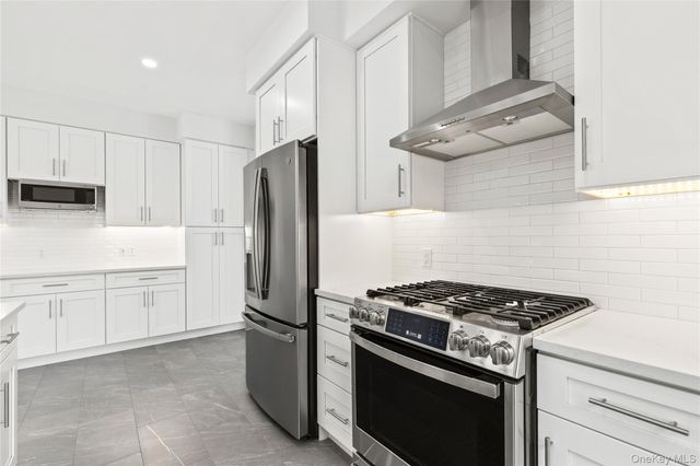 535 2nd Street Duplex "L", Mamaroneck, NY 10543