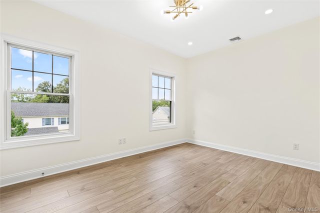 535 2nd Street Duplex "L", Mamaroneck, NY 10543