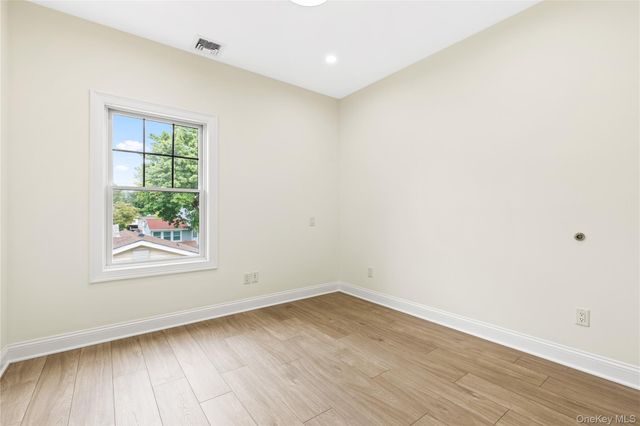 535 2nd Street Duplex "L", Mamaroneck, NY 10543