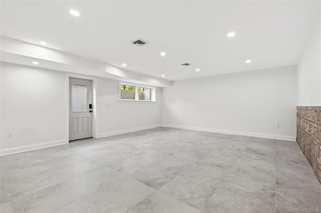 535 2nd Street Duplex "L", Mamaroneck, NY 10543
