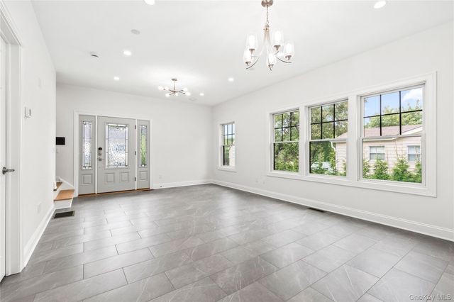 535 2nd Street Duplex "L", Mamaroneck, NY 10543