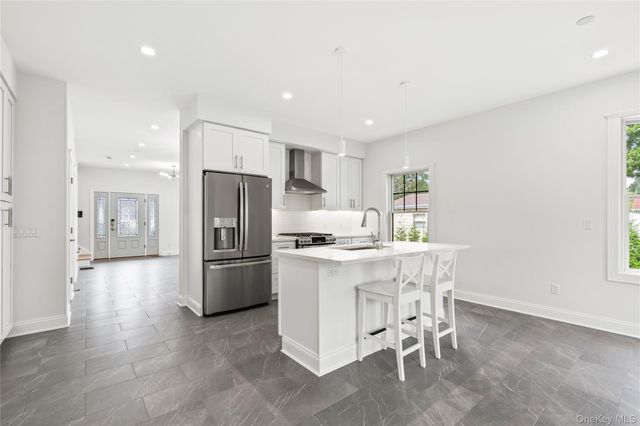 535 2nd Street Duplex "L", Mamaroneck, NY 10543