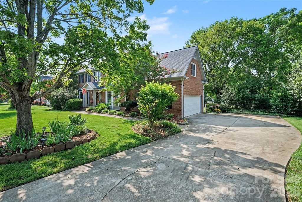 4368 Mackenzie Court SW, Concord, NC 28027