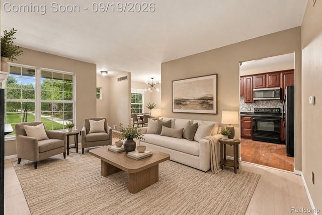 41351 N Maplewood Drive, Canton Charter Township, MI 48187