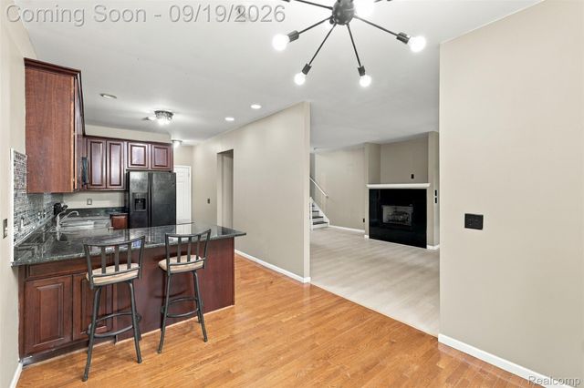 41351 N Maplewood Drive, Canton Charter Township, MI 48187