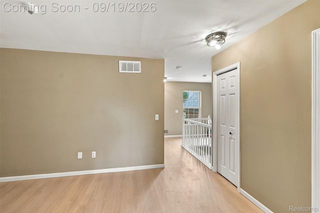 41351 N Maplewood Drive, Canton Charter Township, MI 48187