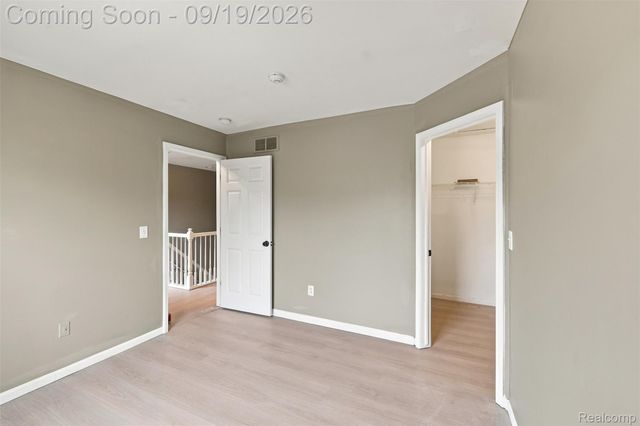 41351 N Maplewood Drive, Canton Charter Township, MI 48187