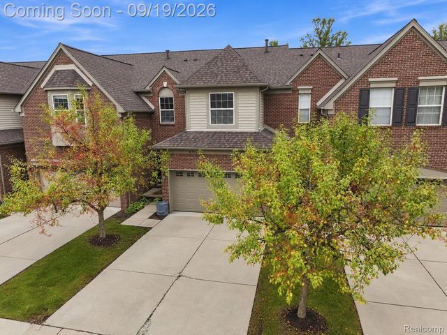41351 N Maplewood Drive, Canton Charter Township, MI 48187