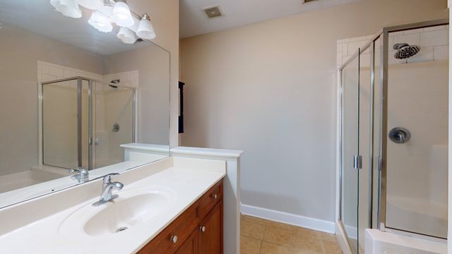 7231 Althorp Way Apt R2, Nashville, TN 37211