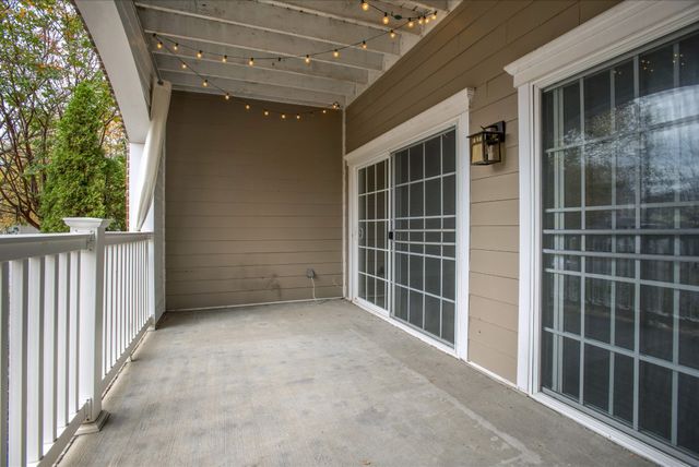 7231 Althorp Way Apt R2, Nashville, TN 37211
