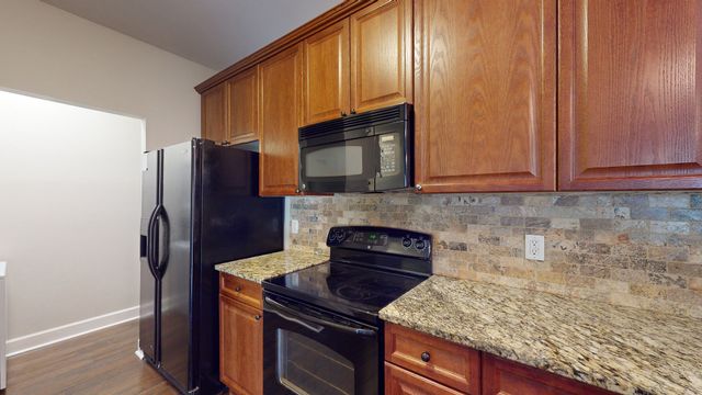 7231 Althorp Way Apt R2, Nashville, TN 37211