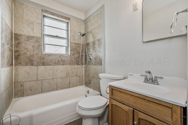 709 E 14th Avenue, Pampa, TX 79065