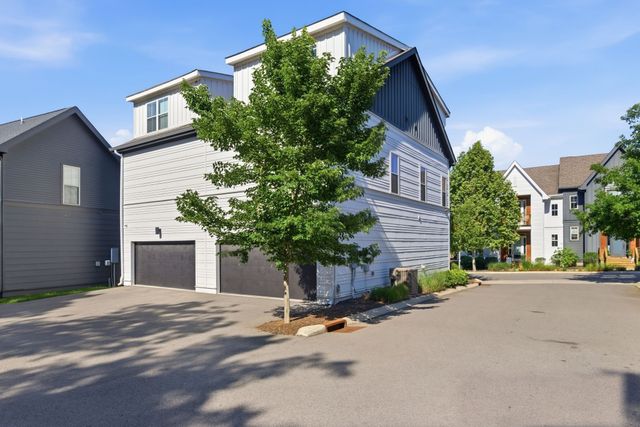 647 Nashua Ln, Nashville, TN 37209