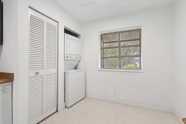 8797 NW 35th Street, Coral Springs, FL 33065