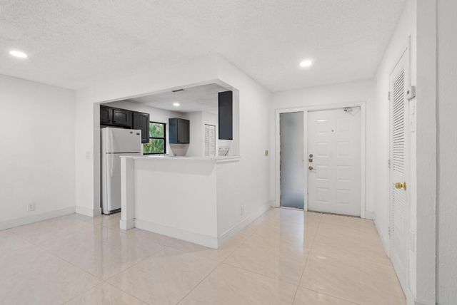 8797 NW 35th Street, Coral Springs, FL 33065