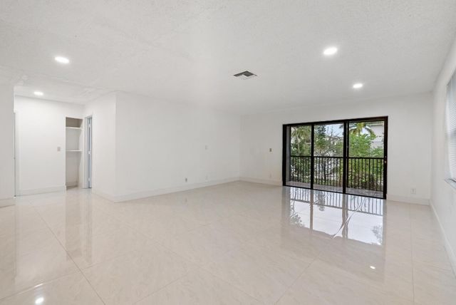 8797 NW 35th Street, Coral Springs, FL 33065