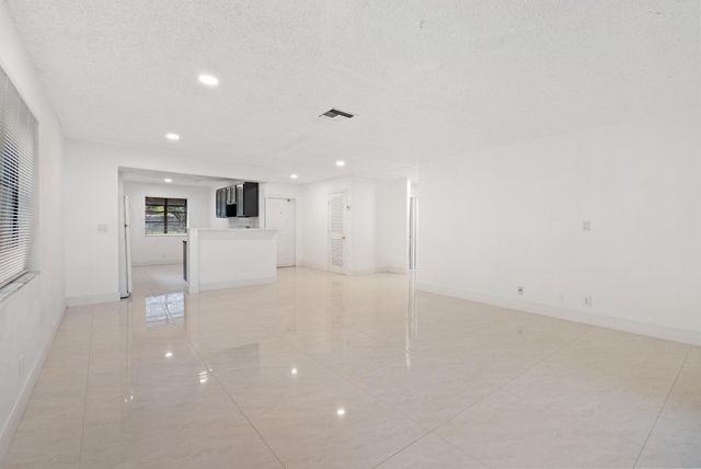 8797 NW 35th Street, Coral Springs, FL 33065