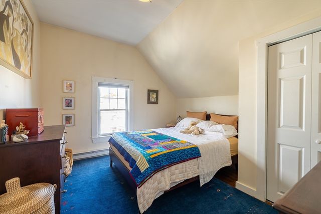 137 North St 3, Salem, MA 01970