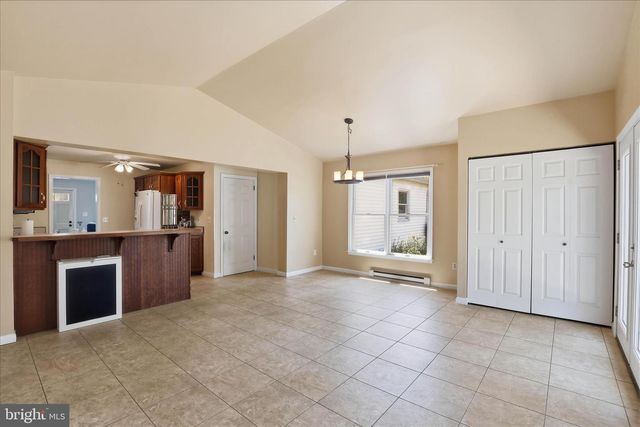 655 N MOUNT JOY ST, Elizabethtown, PA 17022