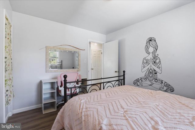 655 N MOUNT JOY ST, Elizabethtown, PA 17022