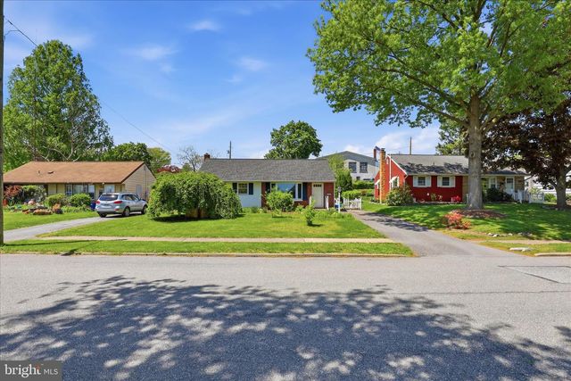 655 N MOUNT JOY ST, Elizabethtown, PA 17022