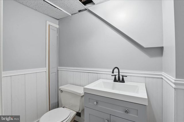 655 N MOUNT JOY ST, Elizabethtown, PA 17022