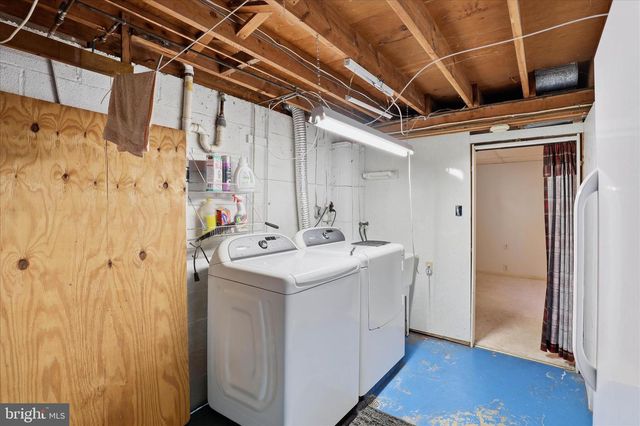 655 N MOUNT JOY ST, Elizabethtown, PA 17022