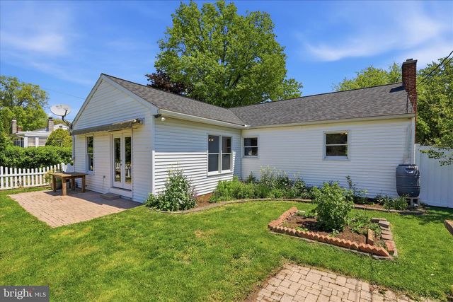 655 N MOUNT JOY ST, Elizabethtown, PA 17022