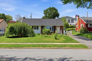 655 N MOUNT JOY ST, Elizabethtown, PA 17022