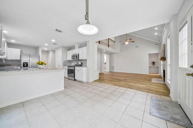 6414 Oakburl Court, Sugar Land, TX 77479