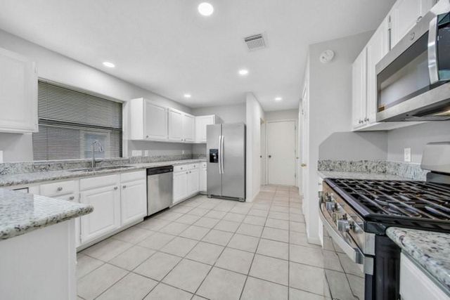 6414 Oakburl Court, Sugar Land, TX 77479