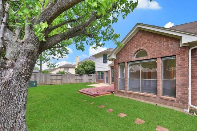 6414 Oakburl Court, Sugar Land, TX 77479