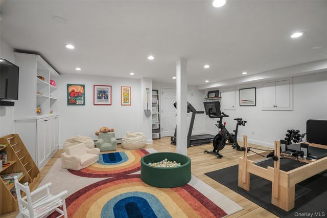 43 Croton Lake Road, Katonah, NY 10536