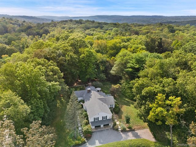 43 Croton Lake Road, Katonah, NY 10536