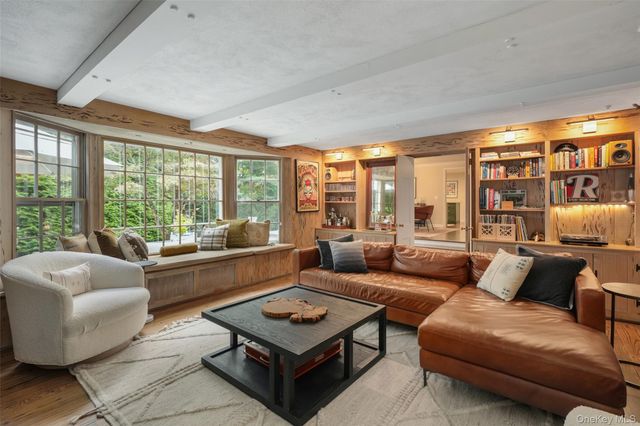 43 Croton Lake Road, Katonah, NY 10536