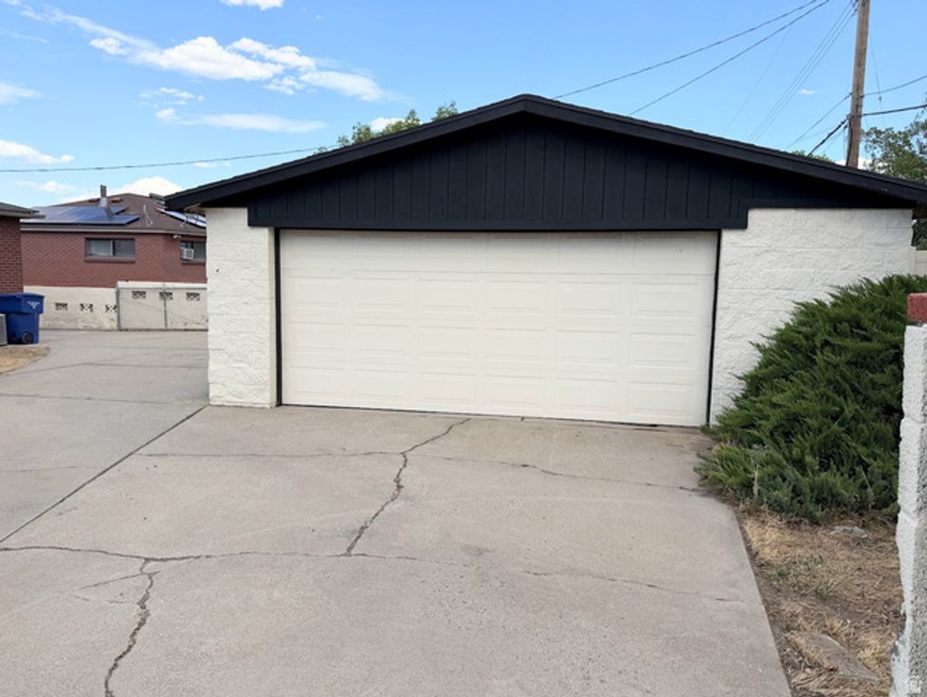 8395 W HERZOG AVE, Magna, UT 84044 — photo 2