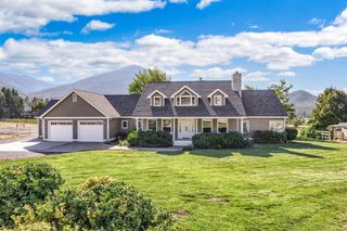 1550 Upper Applegate Road, Jacksonville, OR 97530