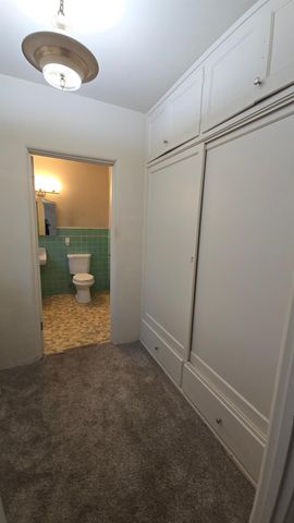 3966 Huntington Boulevard, Fresno, CA 93702