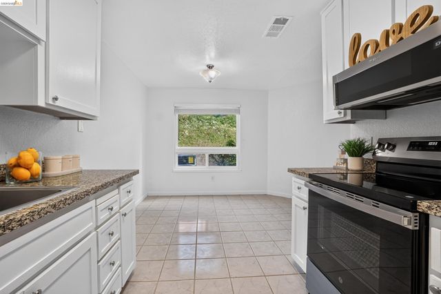 2728 Harvest Ln, Antioch, CA 94531