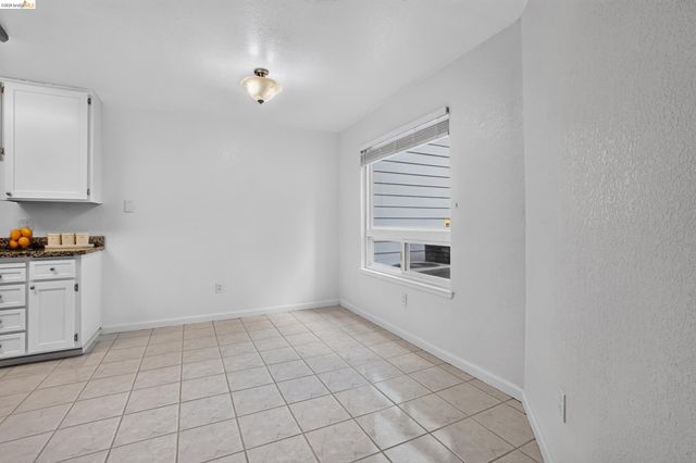2728 Harvest Ln, Antioch, CA 94531