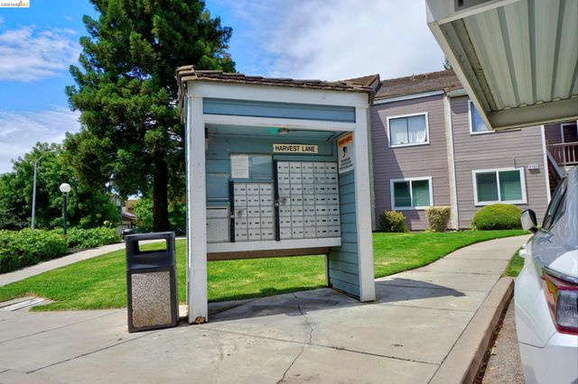 2728 Harvest Ln, Antioch, CA 94531