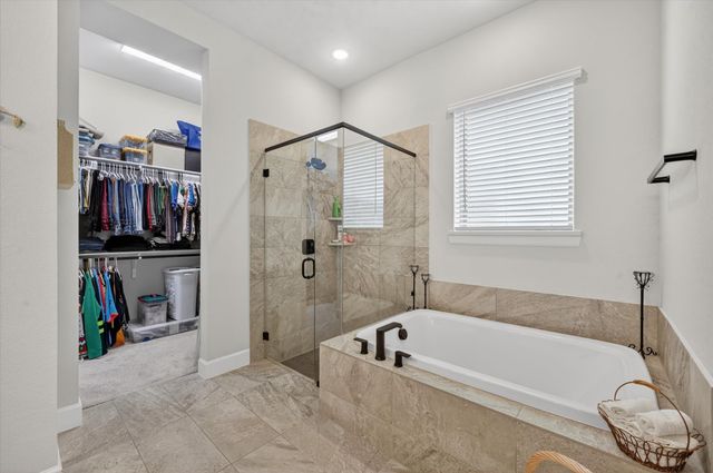 2512 Four Roses Drive, Lewisville, TX 75056